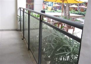 �\䓲����ڗU