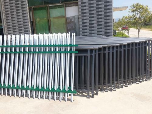 ���̰���